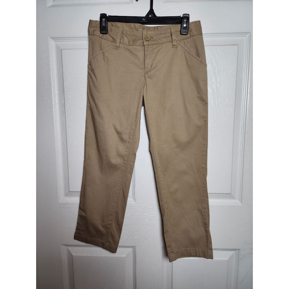 Women's G.H. Bass & Co. Khaki Cropped Pants Size 2 NWOT
